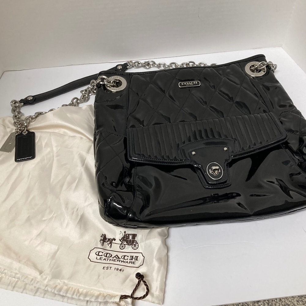 COACH POPPY LIQUID GLASS PURSE 18673 Black Shiny Chain Strap Shoulder Crossbody